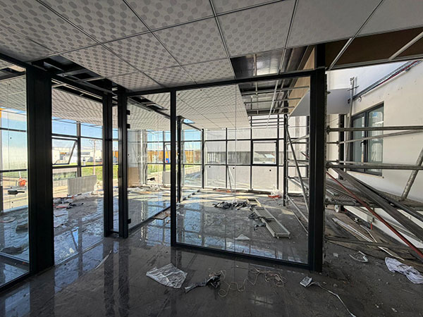 Ofis Cam Bölme imalatı, cam bölme, Ofis Cam Bölme Fiyatları, Ofis Cam Bölme Sistemleri, Ofis Bölme, Temperli cam Bölme fiyat, Hazır ofis Bölme Sistemleri, Ofis Bölme Sistemleri, Cam Bölme Sistemleri, ankara, cam ofis bölme, alüminyum ofis bölme